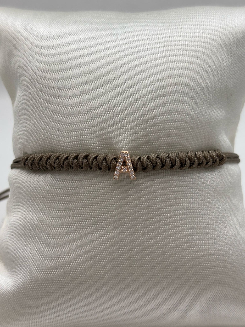 Bracciale cordino con lettera A
